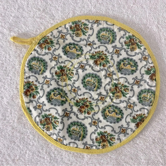 Vintage Handmade Round Green Yellow Floral Fabric Pot Holders  Trivets - Picture 6 of 10